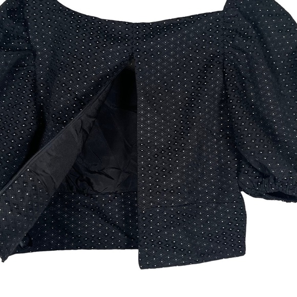 H:ours Francesca Puff Sleeve Crop Top - Picture 5 of 7